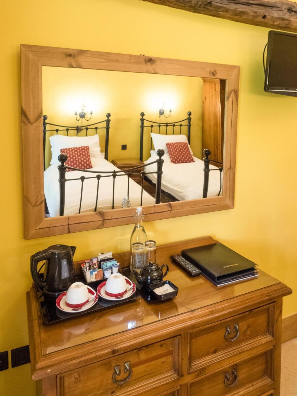 The Wayside And Whisky Barn Hotel Whitbeck Værelse billede