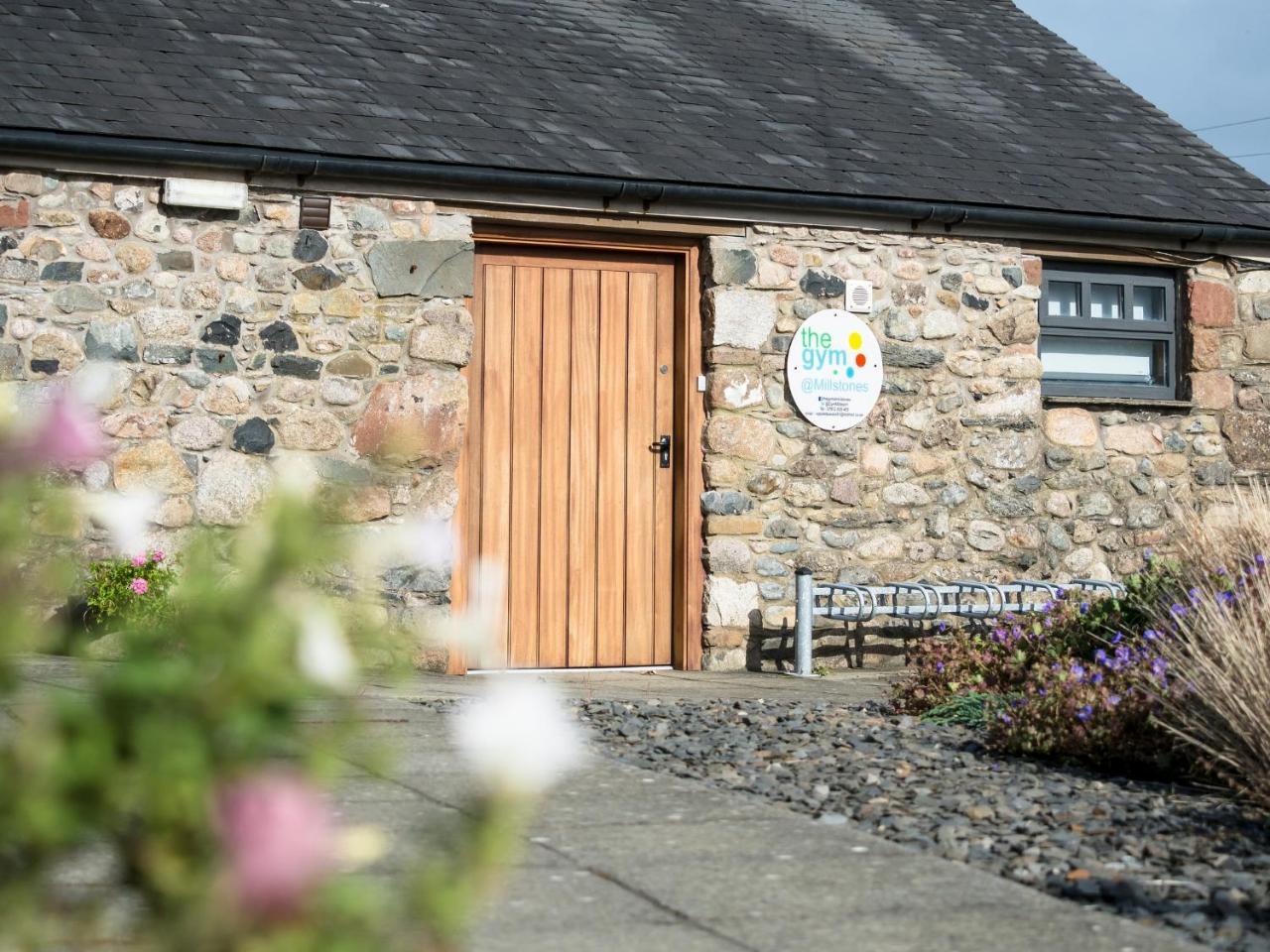 The Wayside And Whisky Barn Hotel Whitbeck Eksteriør billede